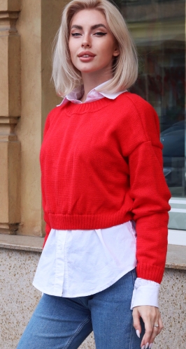 Короткий красный свитер