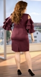 Эффектное коктейльное платье цвета марсала