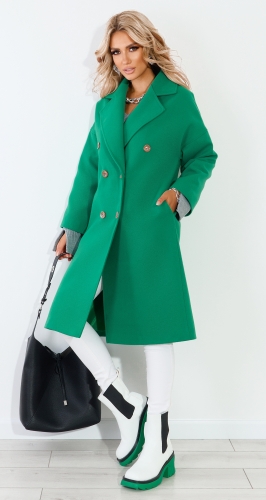 Стильное зеленое пальто