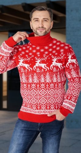 Красивый мужской свитер