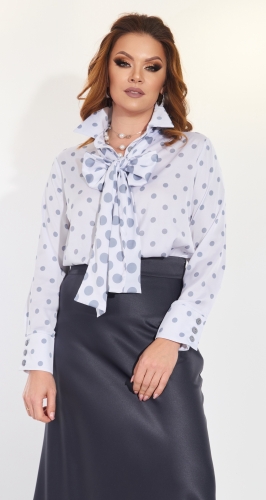 Шелковая блузка с галстуком